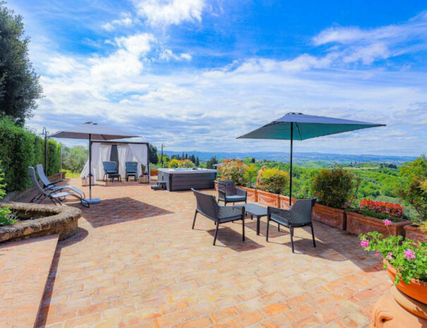 timeless-tuscany-villa-bellavista-terrace-flowers-umbrellas